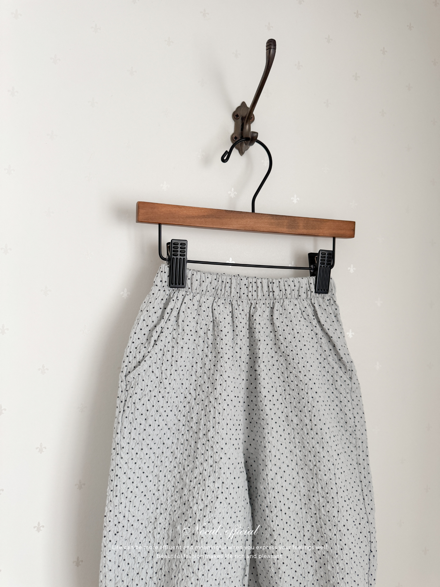 Dot crinkle jogger pants
