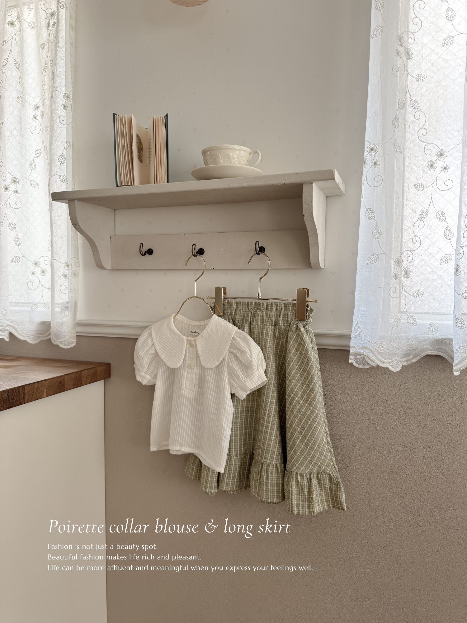 Poirette collar blouse