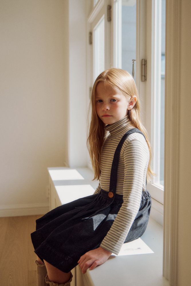 ［inné］Mellow turtleneck