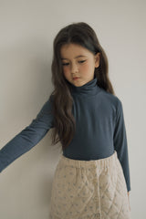 ［inné］Basic soft turtleneck (light blue)