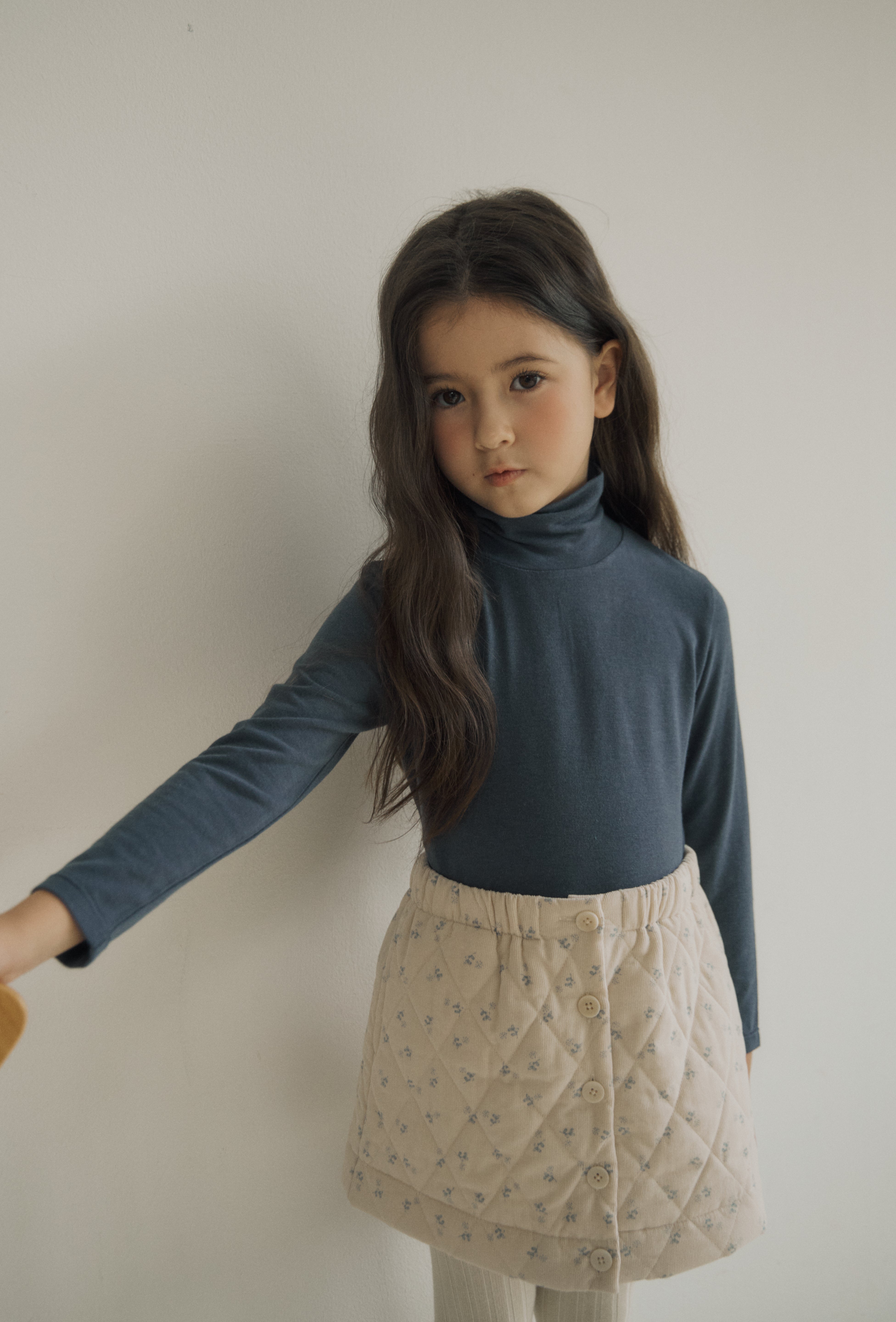 ［inné］Basic soft turtleneck (light blue)