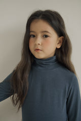 ［inné］Basic soft turtleneck (light blue)