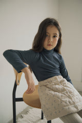 ［inné］Basic soft turtleneck (light blue)