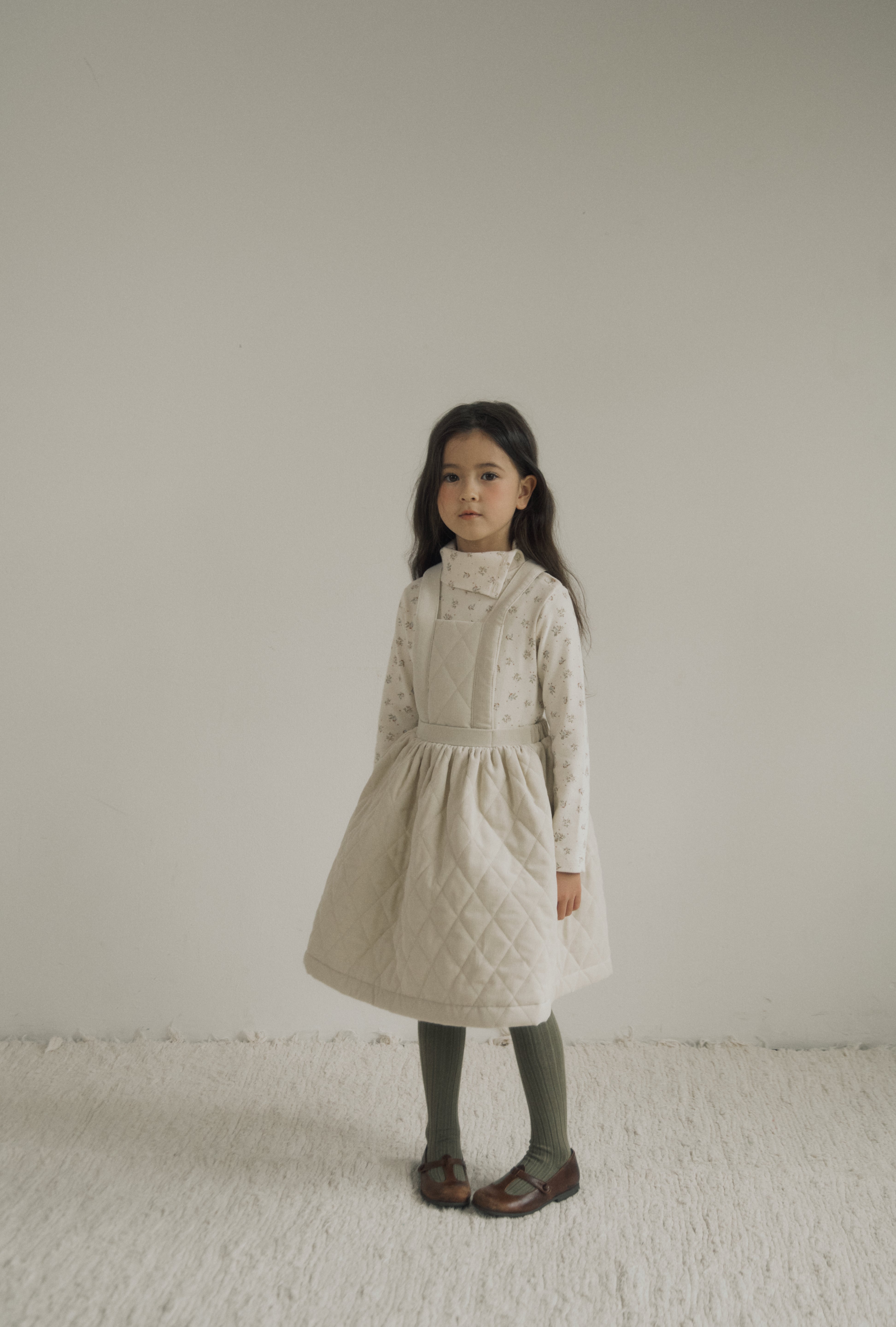［inné］Cloud quilted pinafore