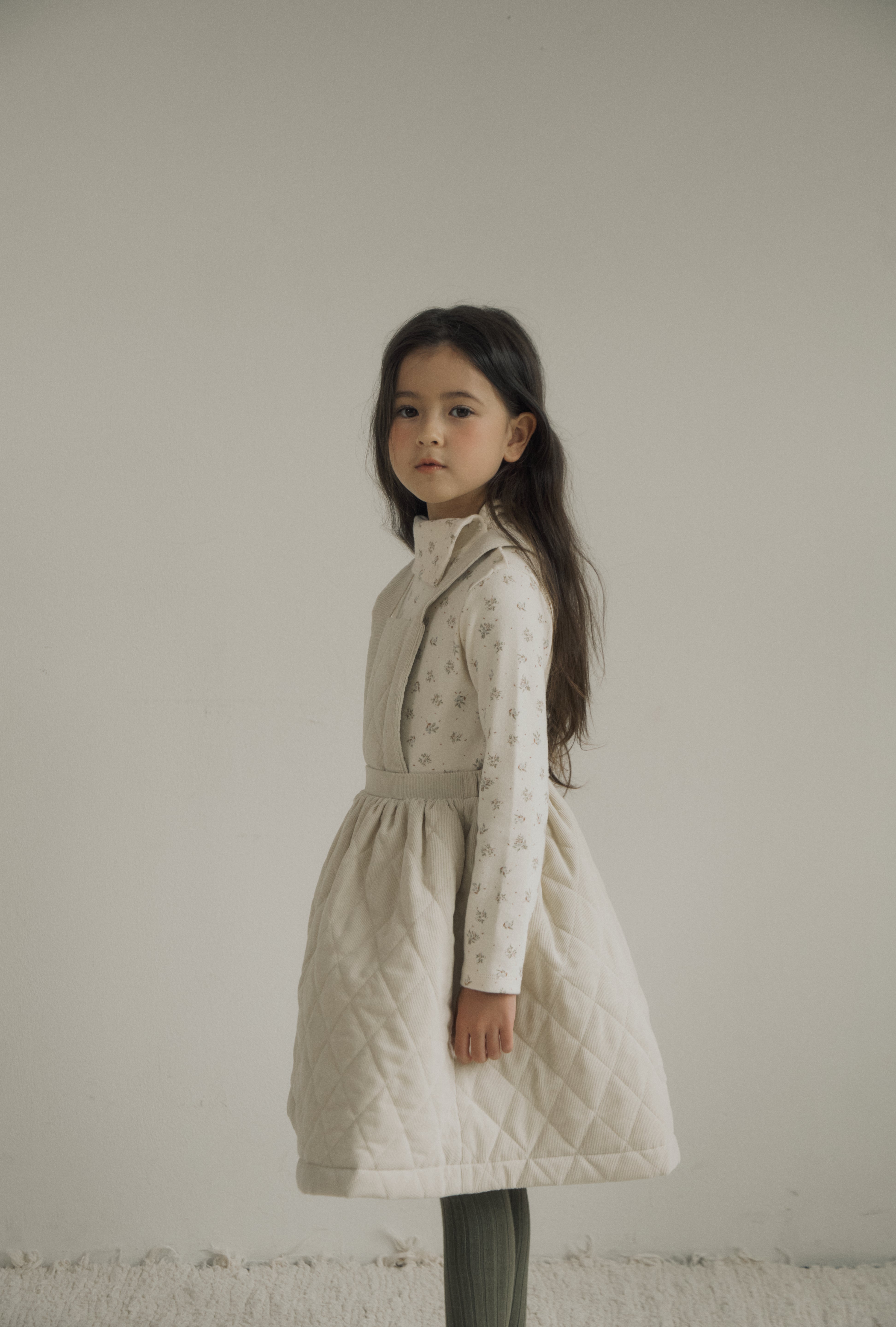 ［inné］ Petal turtleneck (ivory)