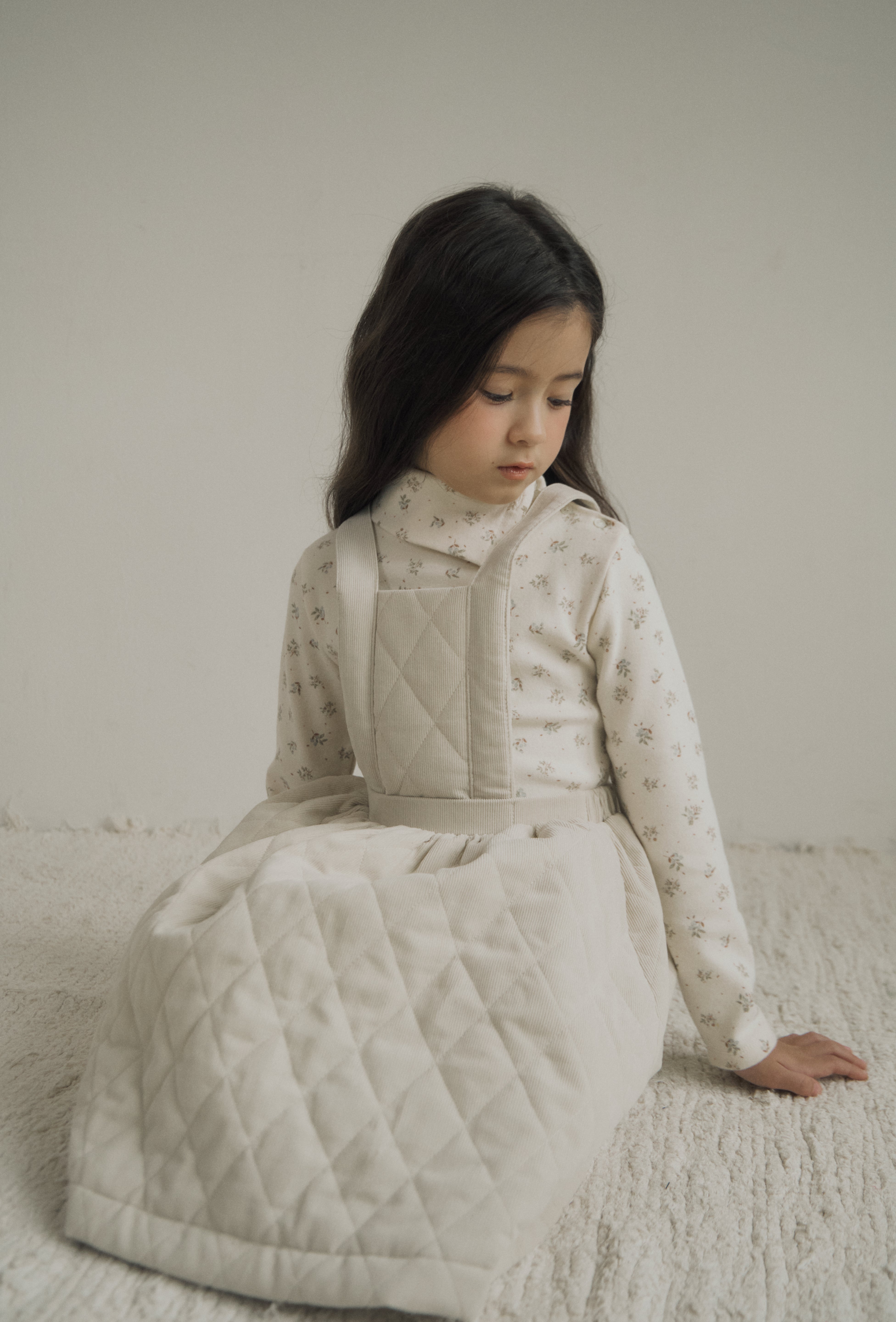 ［inné］ Petal turtleneck (ivory)