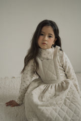 ［inné］ Petal turtleneck (ivory)