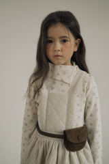 ［inné］Cloud quilted pinafore