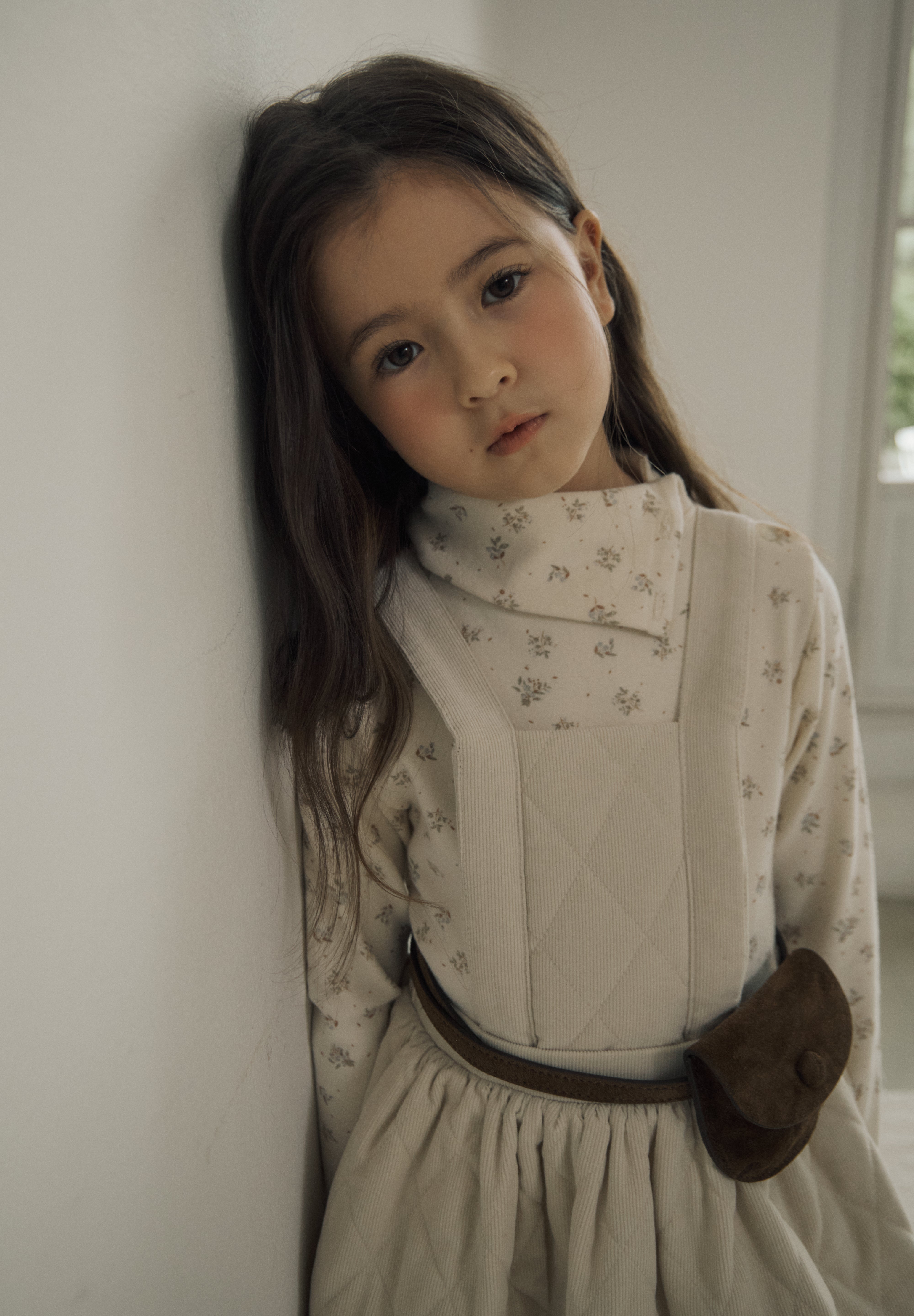 ［inné］ Petal turtleneck (ivory)