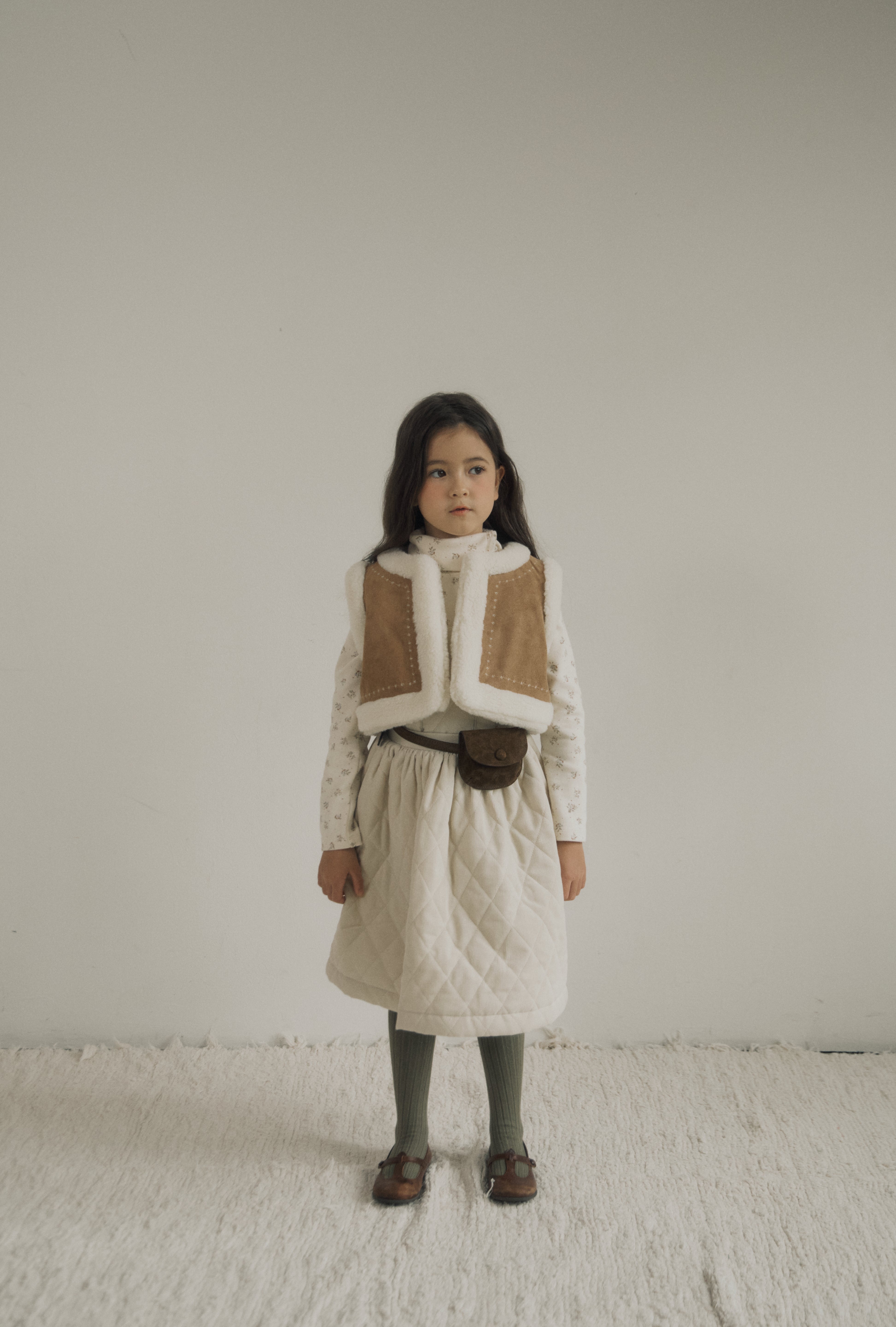 ［inné］ Suede reversible fur vest