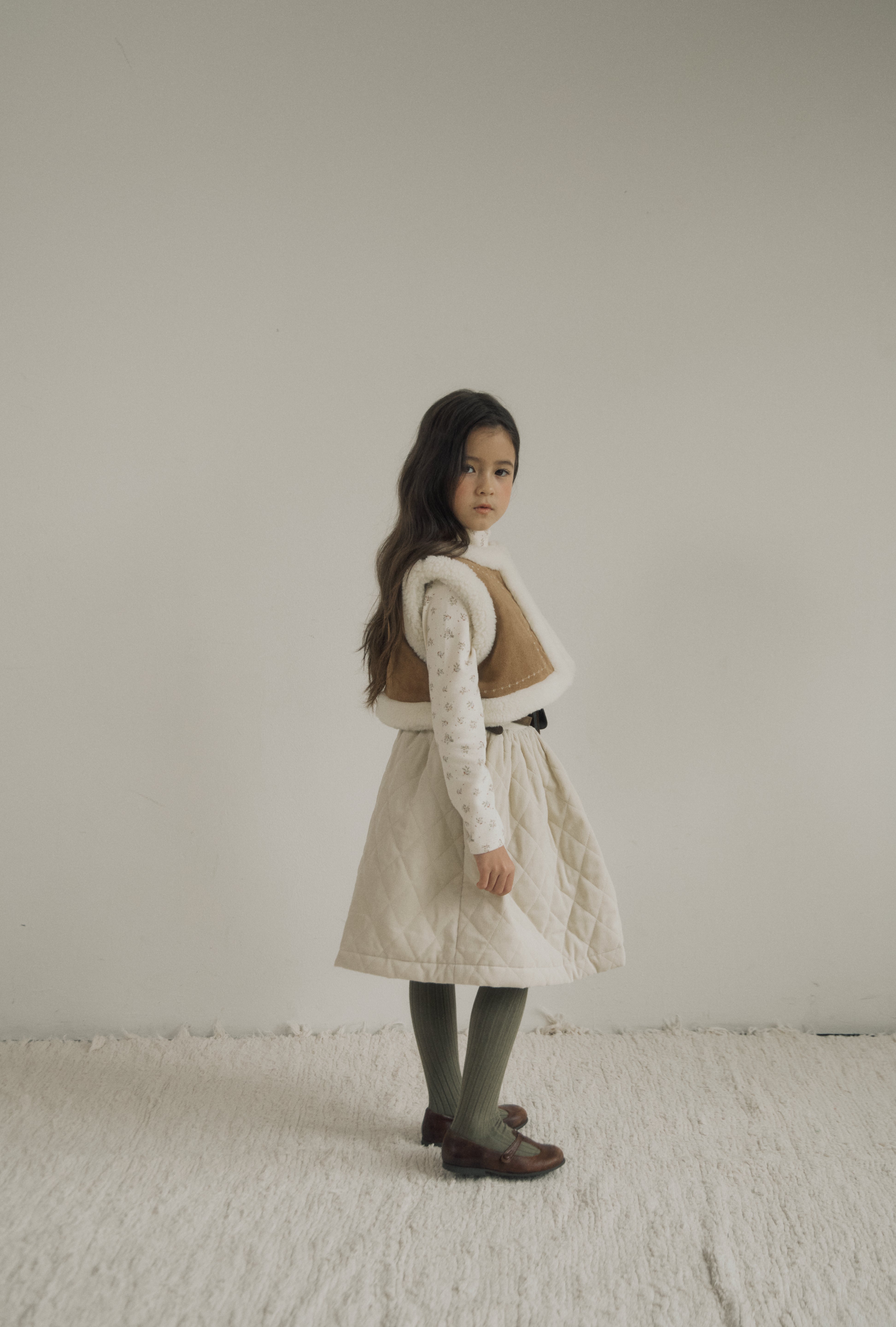 ［inné］Cloud quilted pinafore