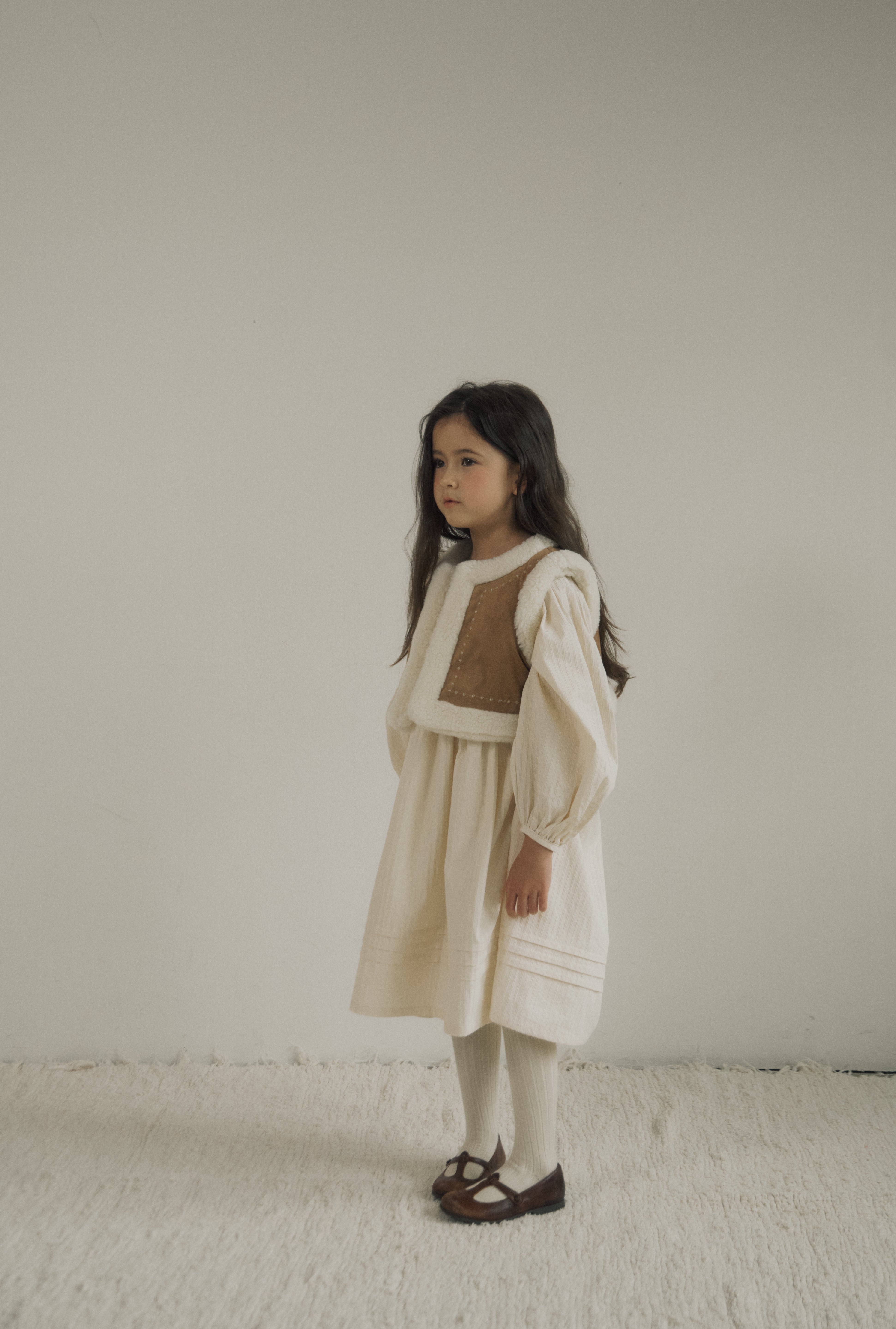 ［inné］ Suede reversible fur vest