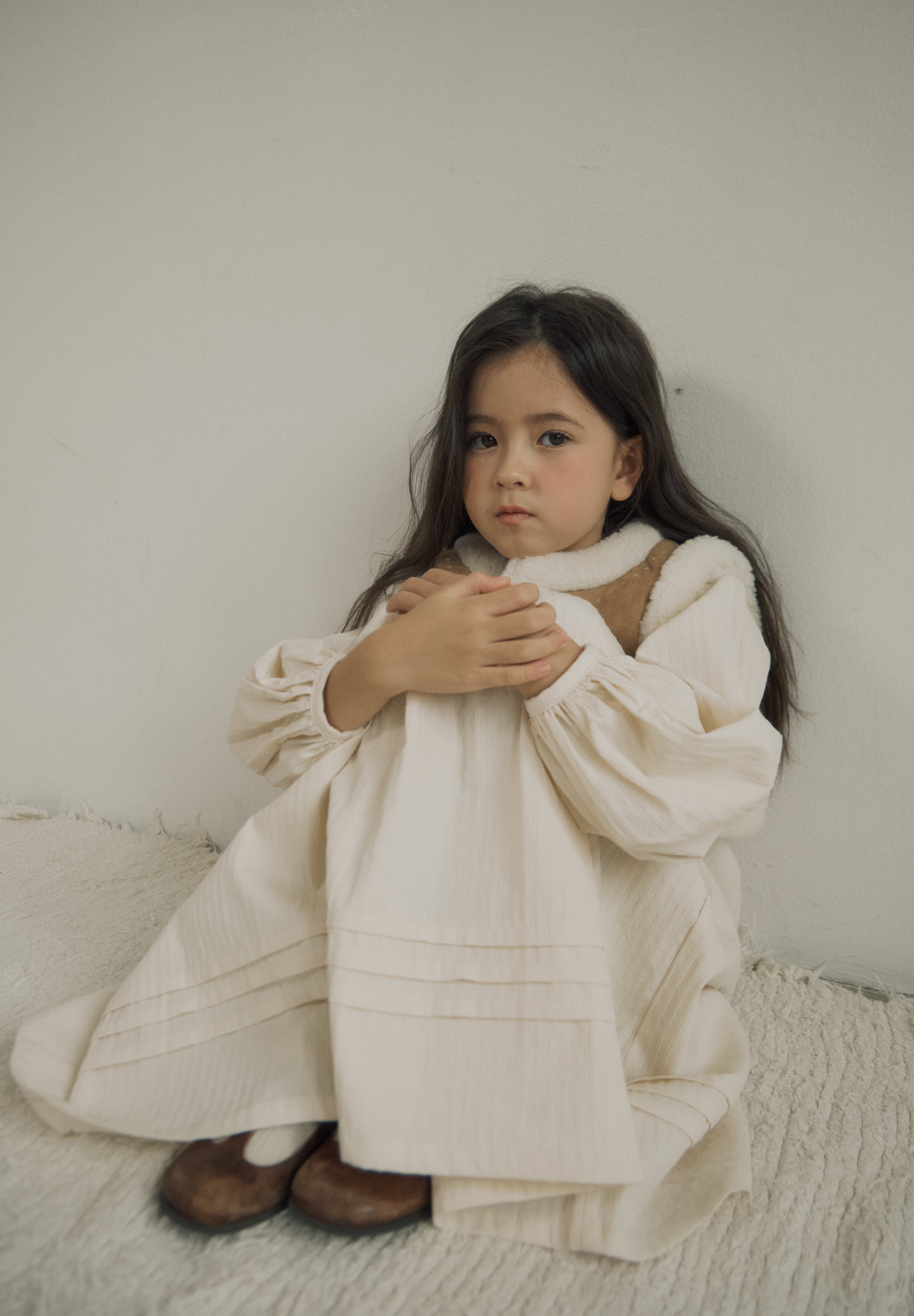 ［inné］ Suede reversible fur vest