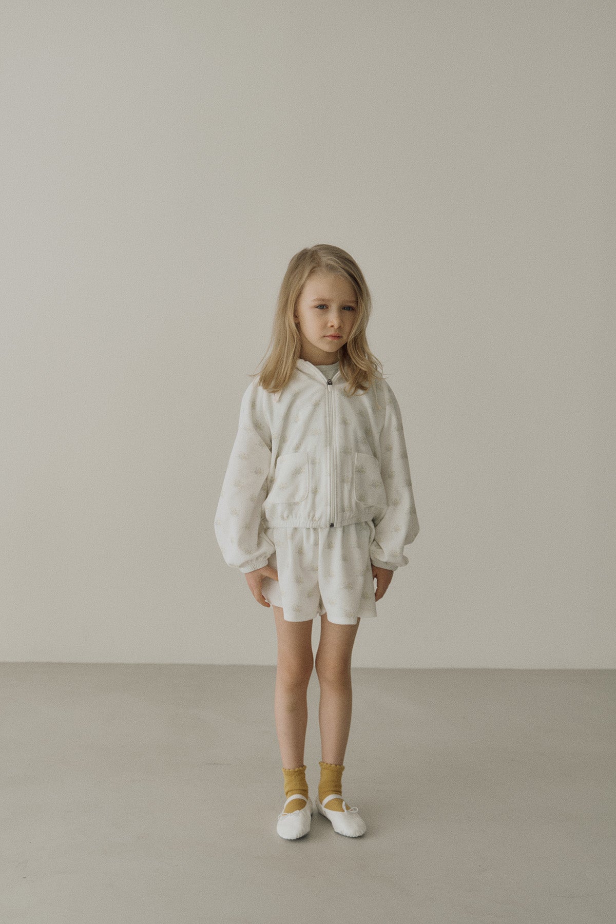 ［inné］Flora terry hoodie (flower)