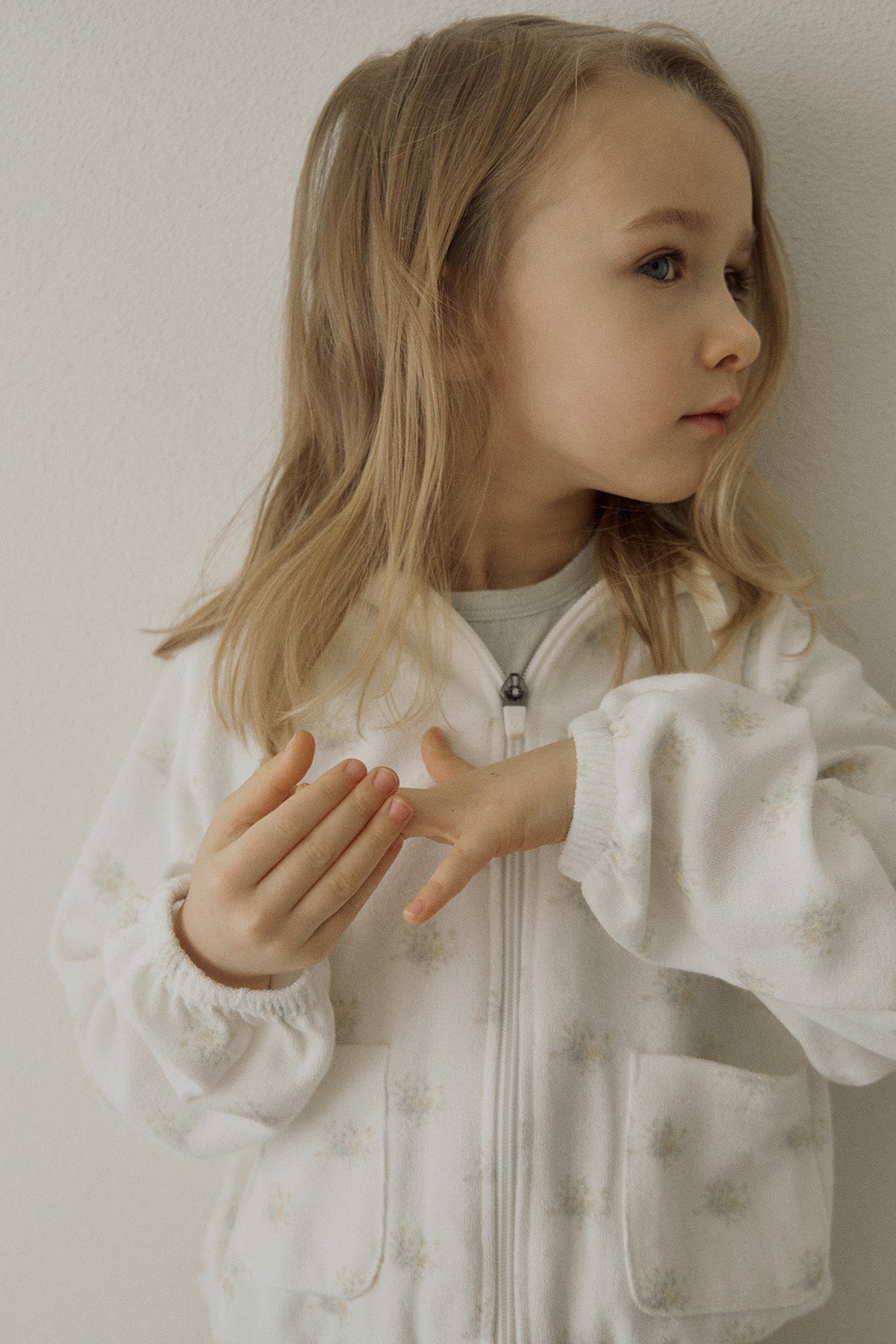 ［inné］Flora terry hoodie (flower)