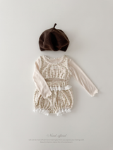 Soft mellow neck tee