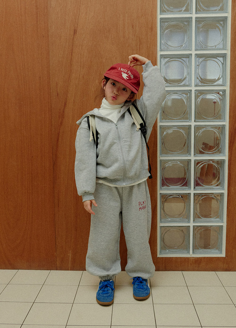 [whitesketchbook] Play jogger pants