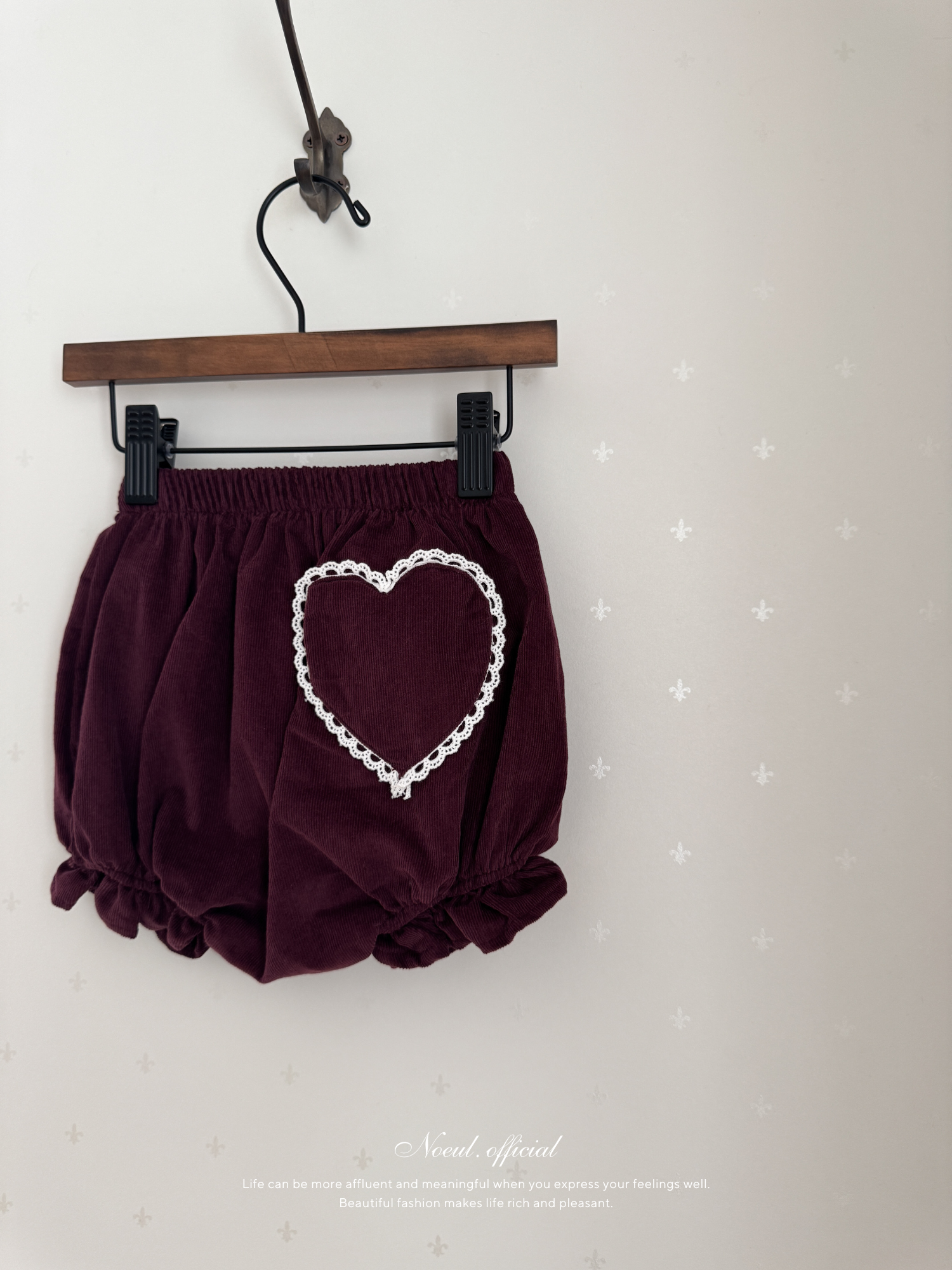 Heart corduroy frill bloomer