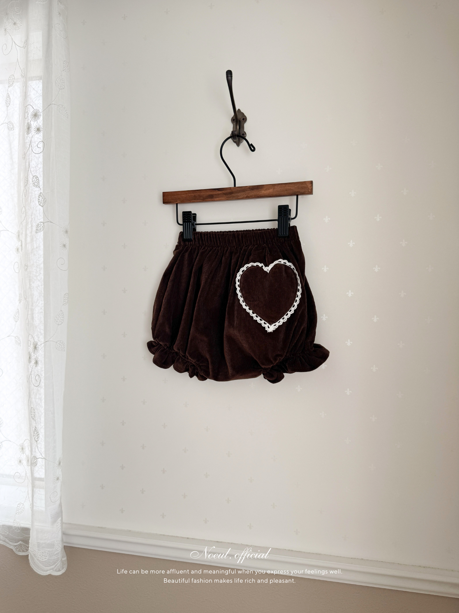 Heart corduroy frill bloomer