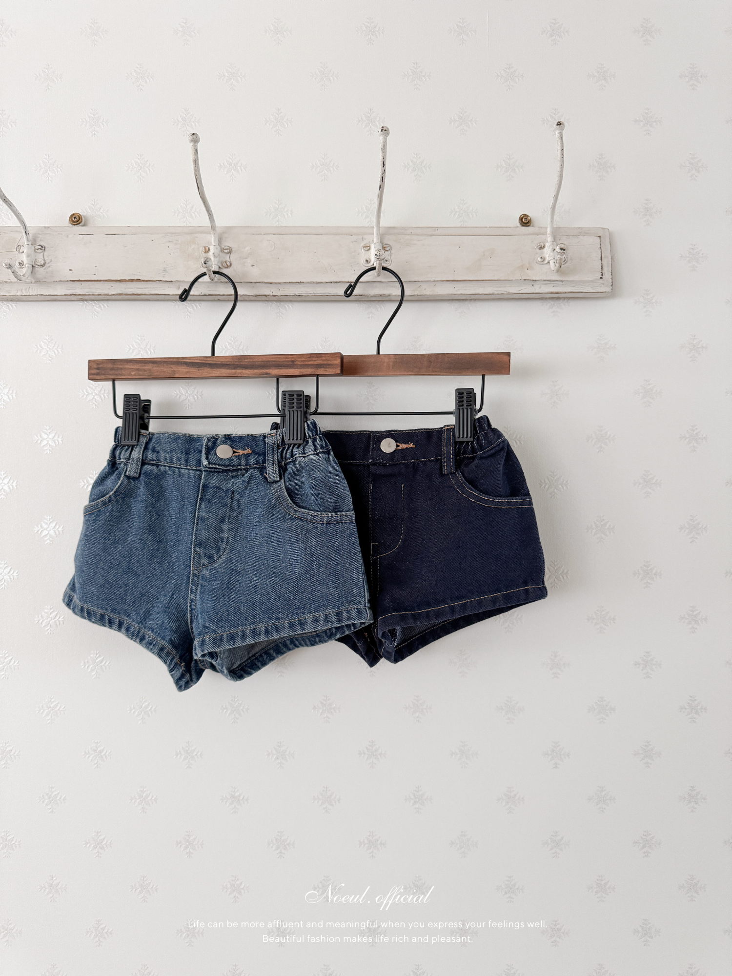 Heart pocket short pants