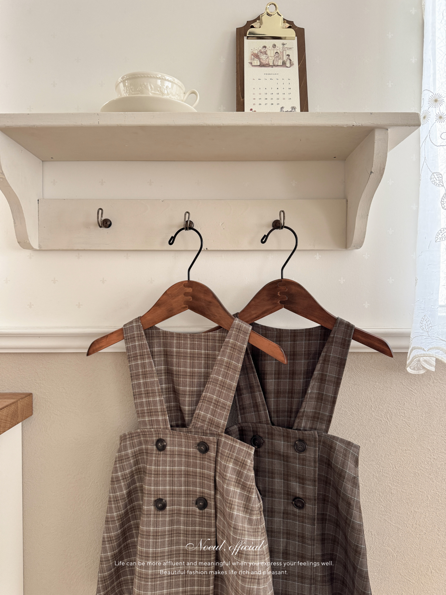 Rommy check one-piece