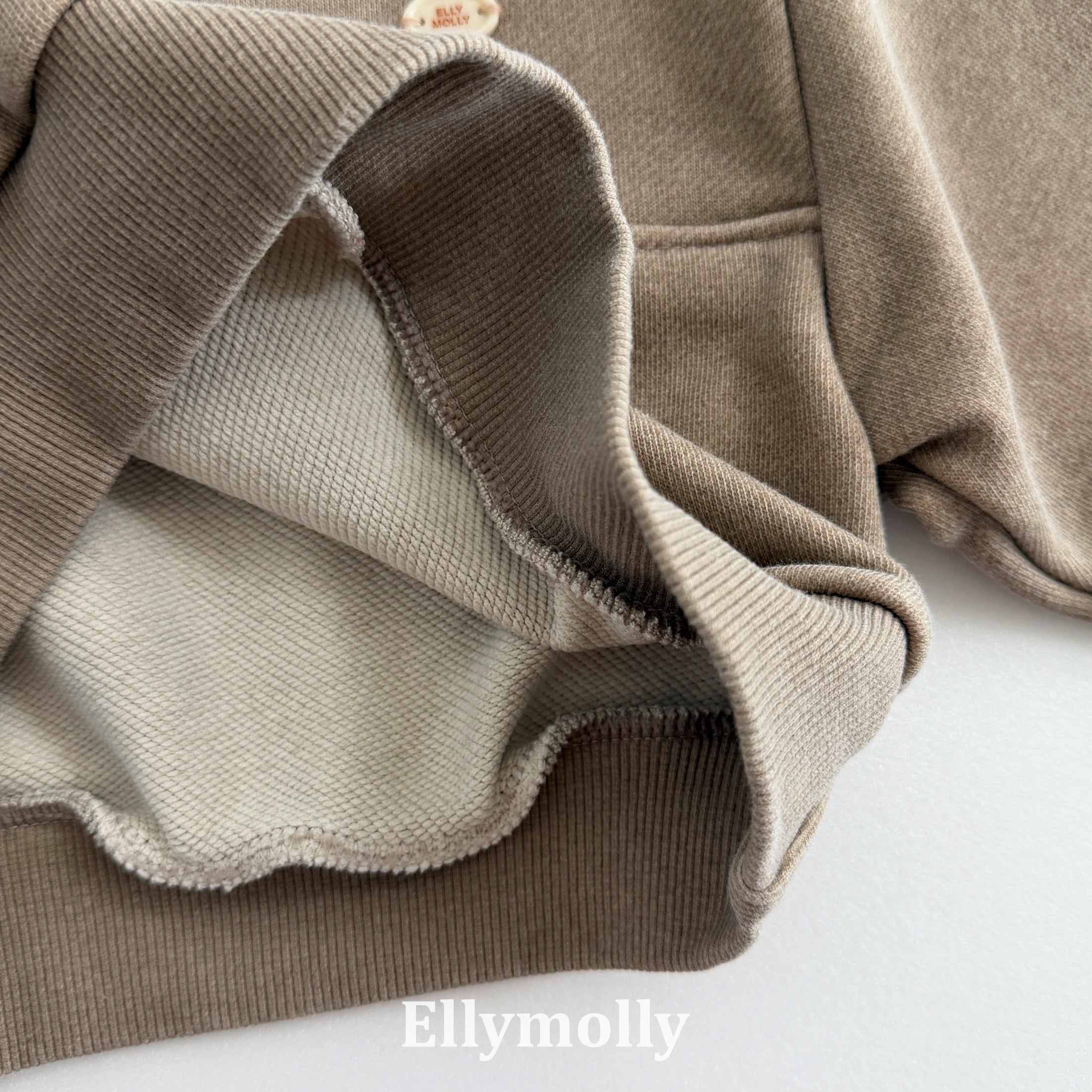 ［ELLY MOLLY］Arch pigment zip up