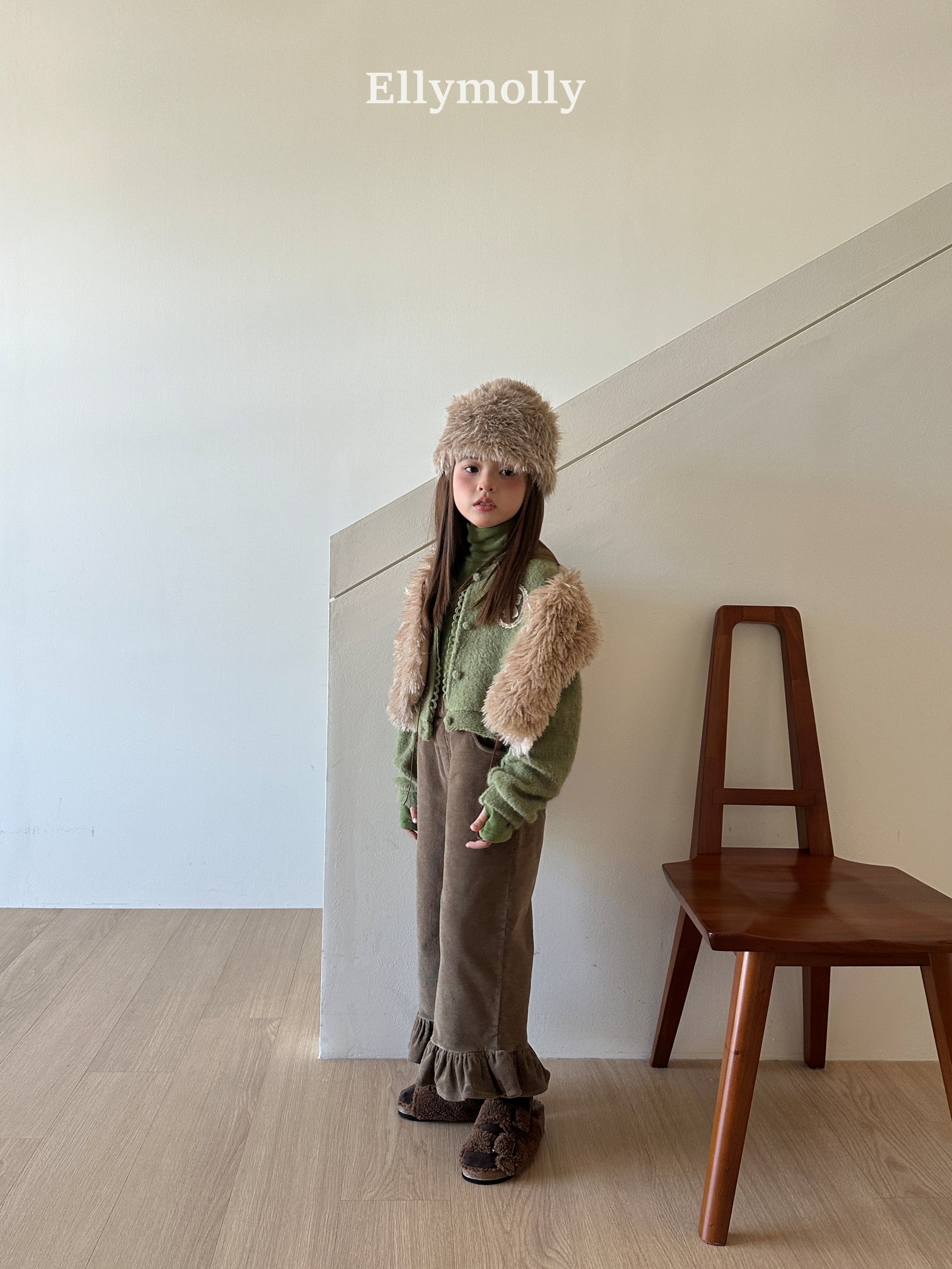 ［ELLY MOLLY］Fluffy vest