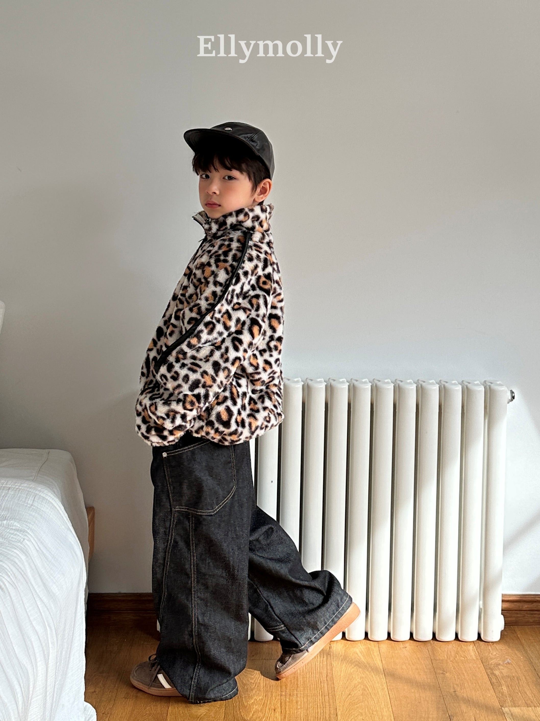 ［ELLY MOLLY］Rivet curve denim pants