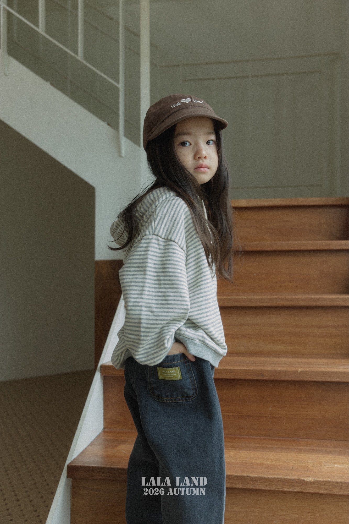 ［Lala land］Wide curveed pants