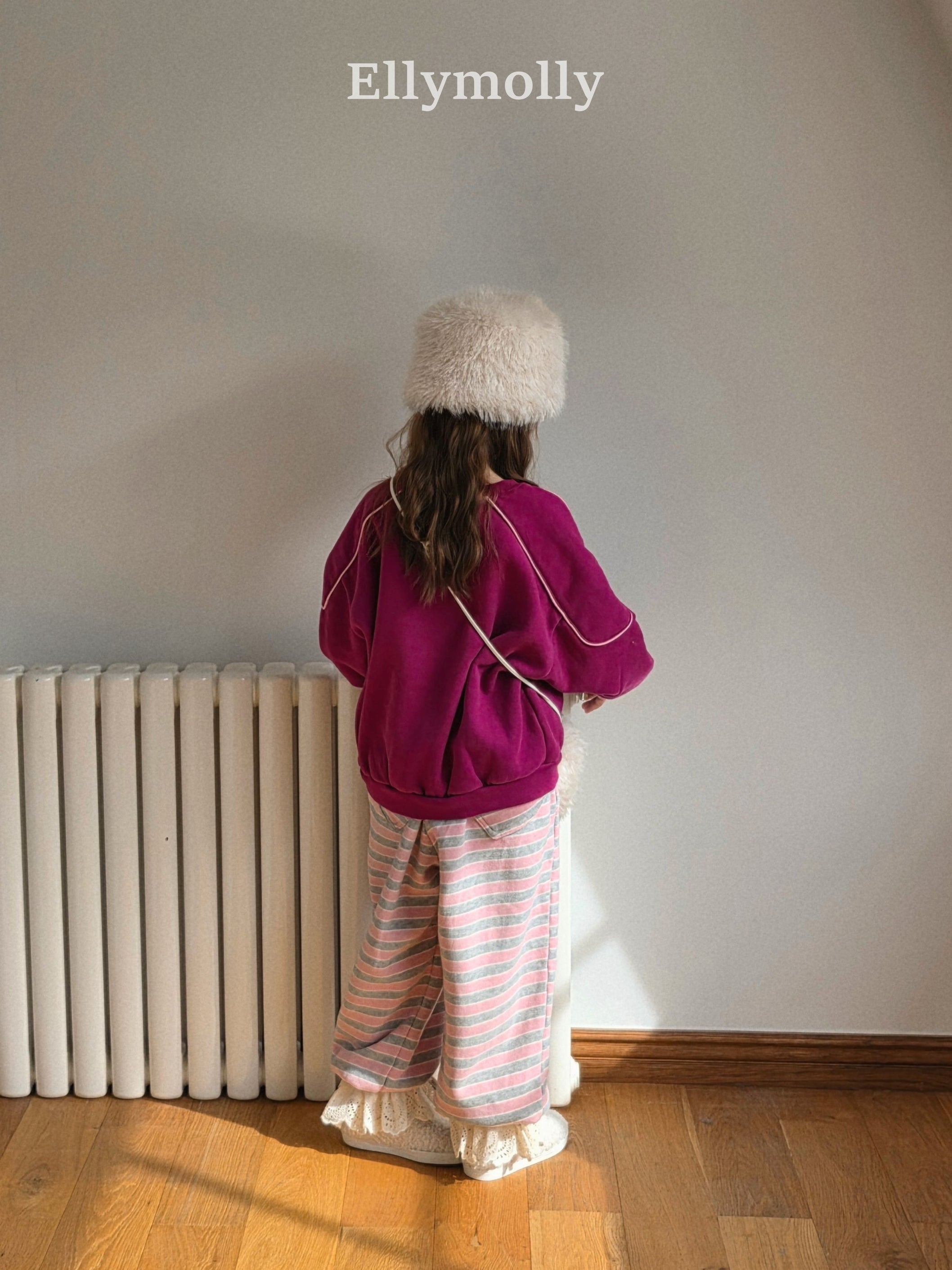 ［ELLY MOLLY］Gray heart jogger pants