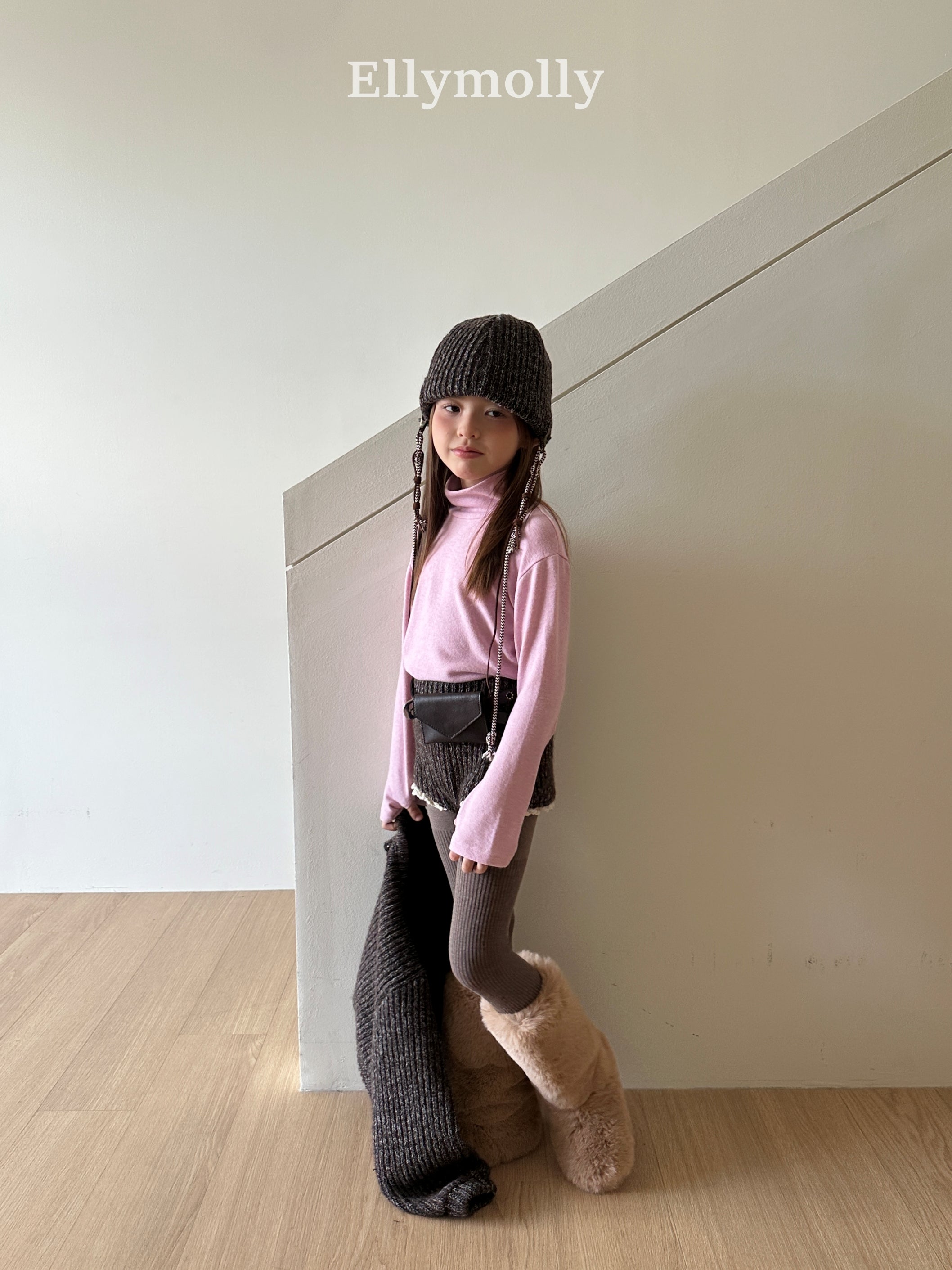 ［ELLY MOLLY］Snow warm turtleneck tee