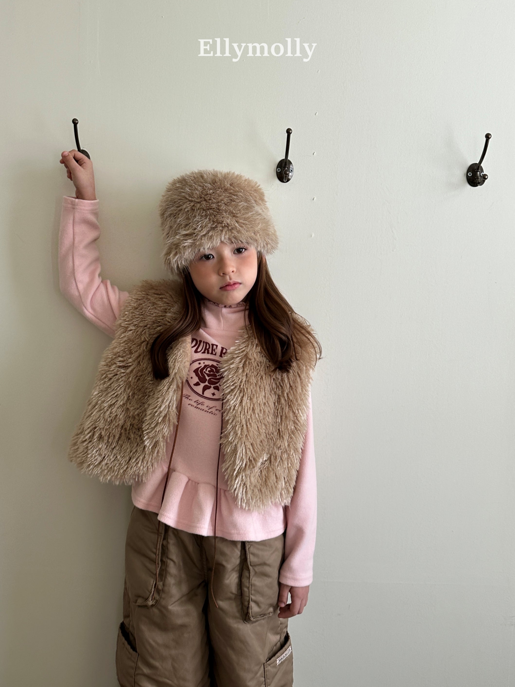 ［ELLY MOLLY］Fluffy vest