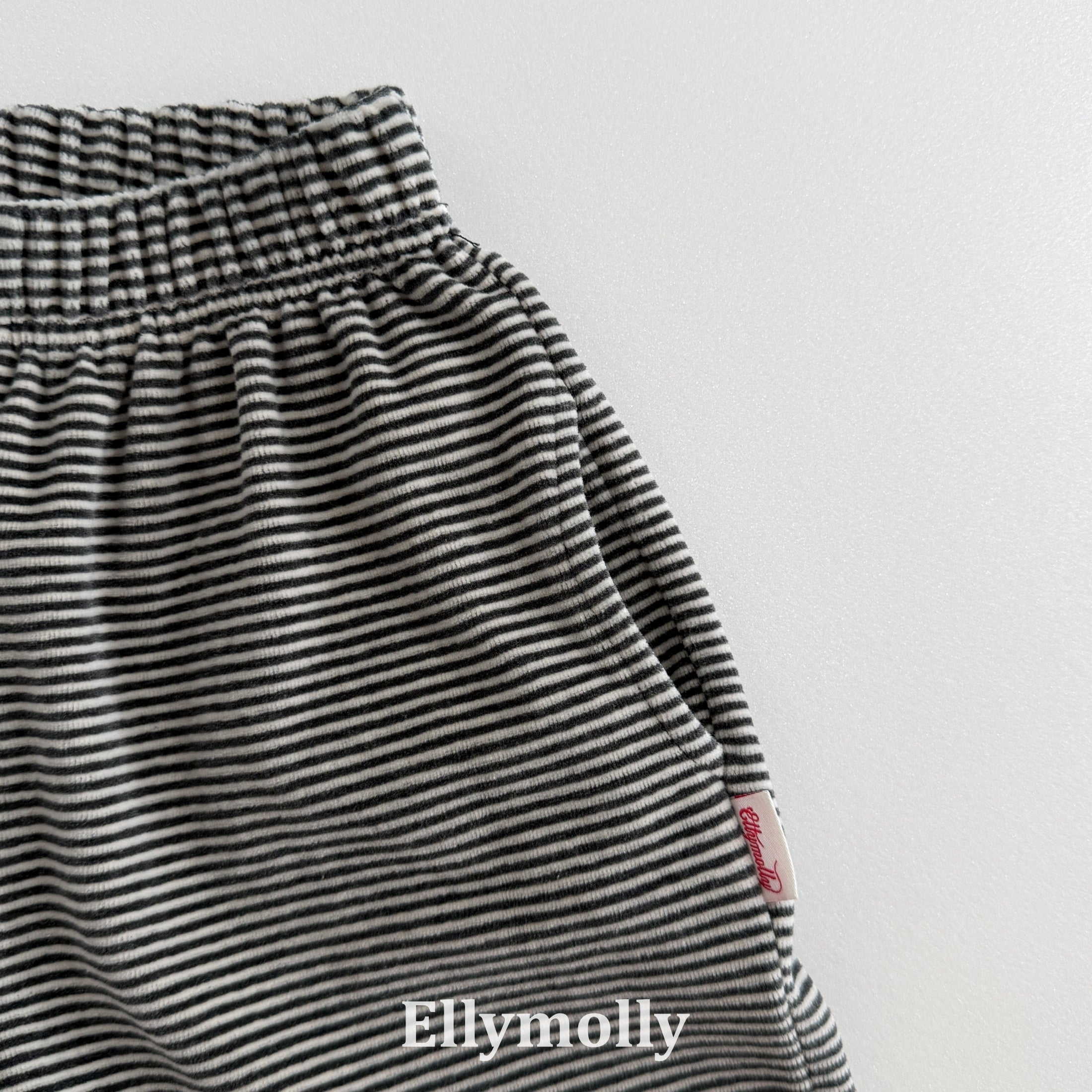 ［ELLY MOLLY］Velvet stripe jogger pants