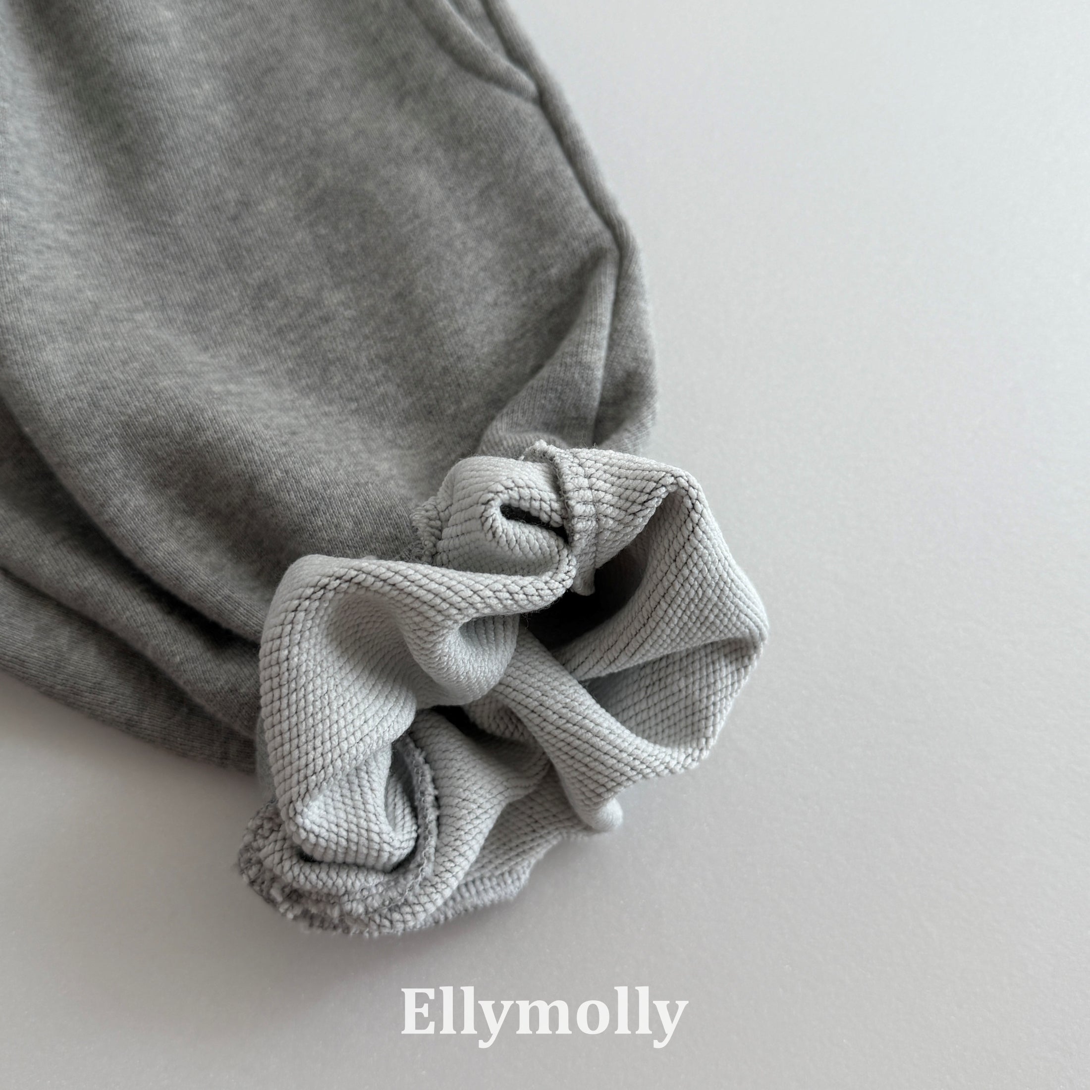 ［ELLY MOLLY］Bubble capri pants