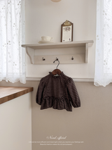 Ann check frill blouse