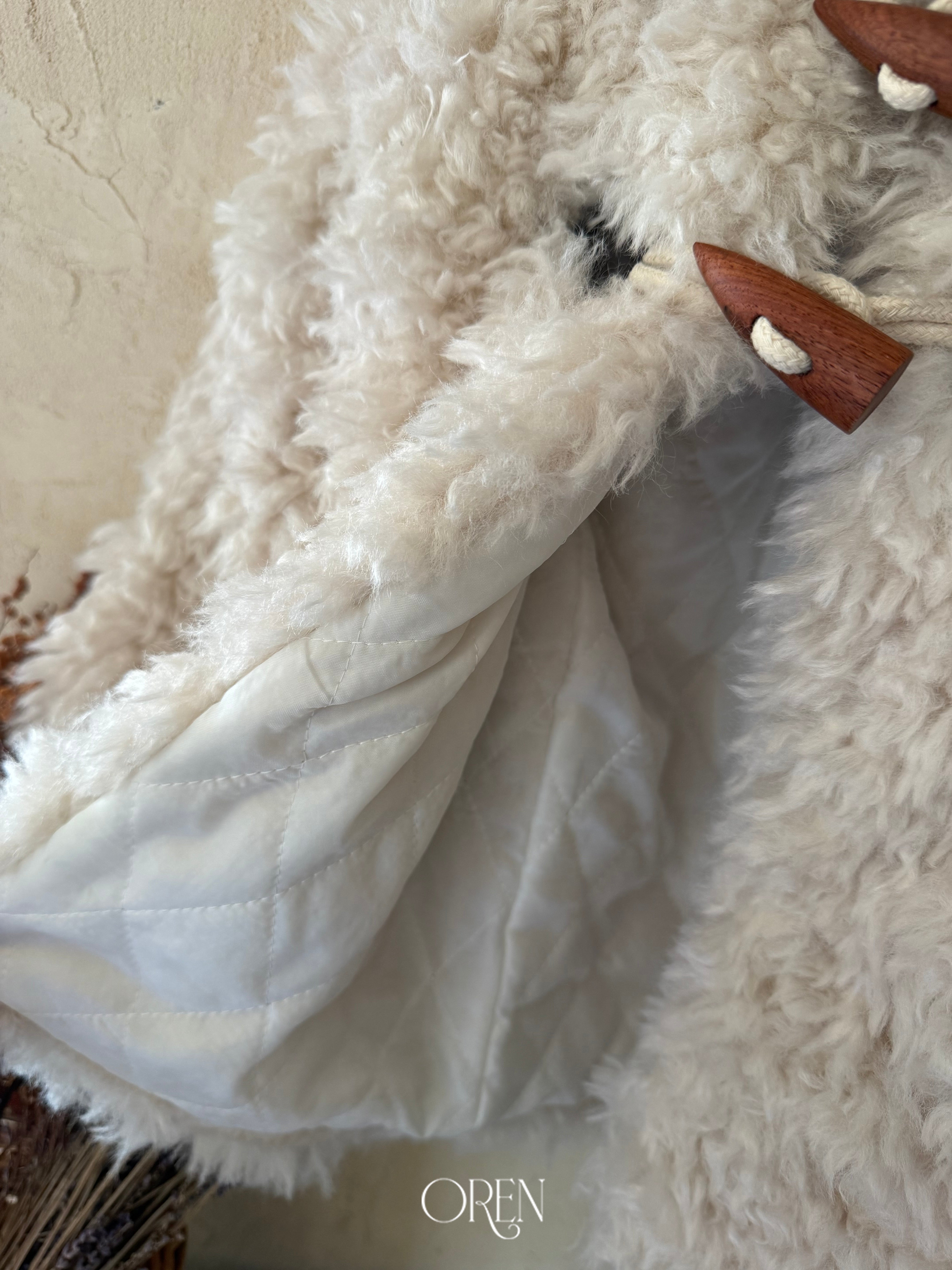 [OREN] Berni toggle fur jacket
