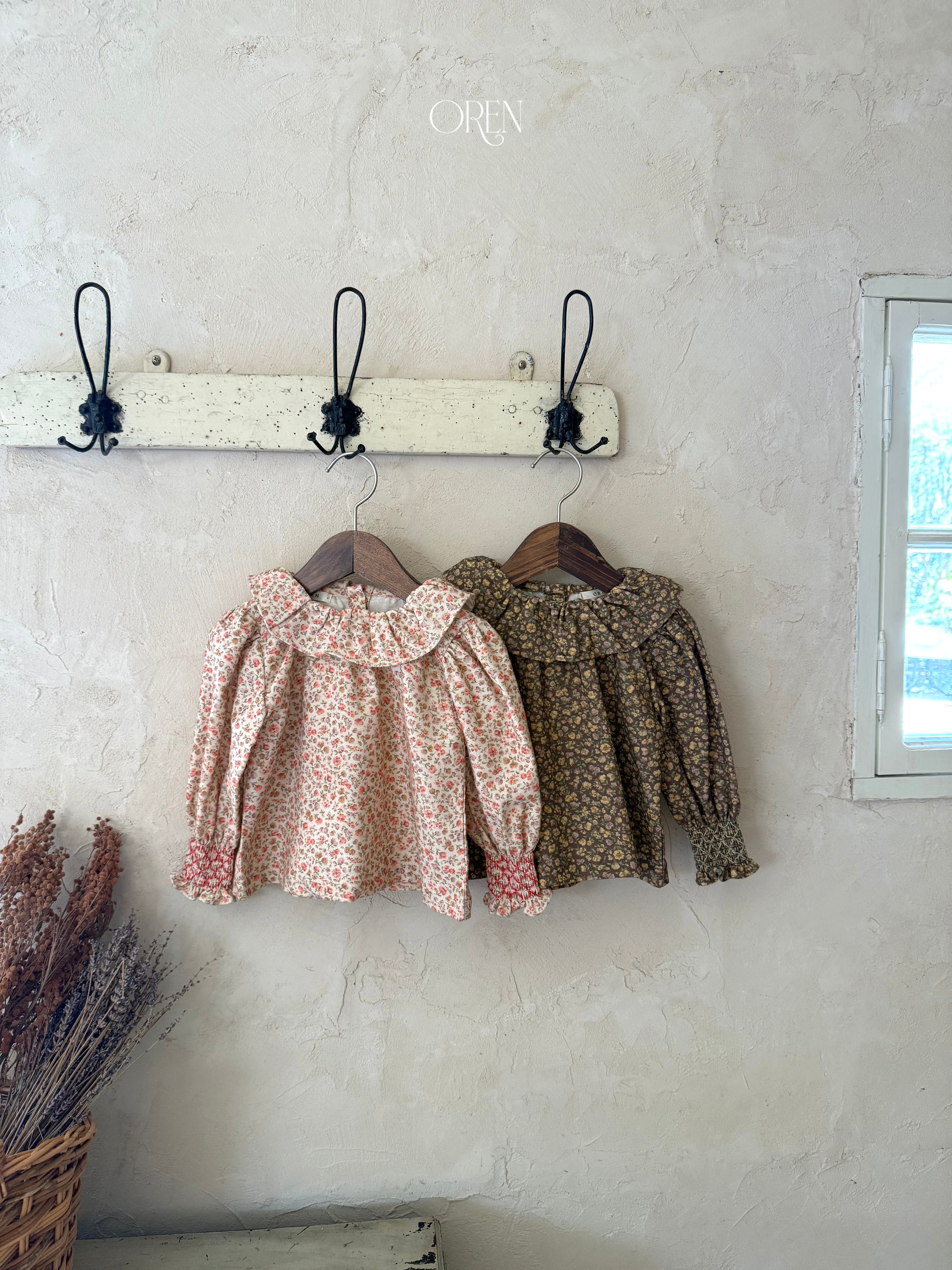 [OREN] Rivka frill blouse