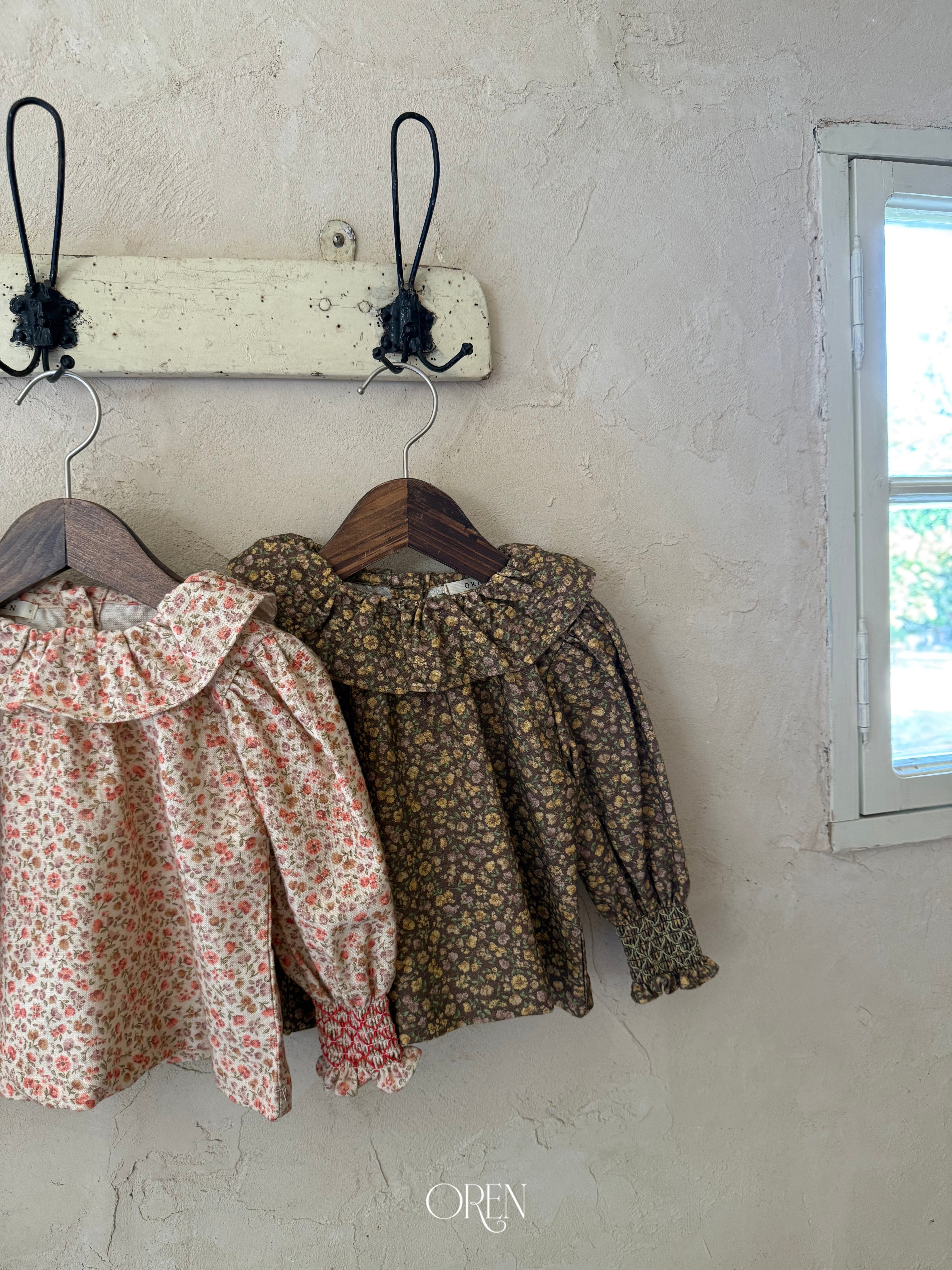 [OREN] Rivka frill blouse