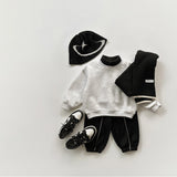 [whitesketchbook] Piping jogger pants