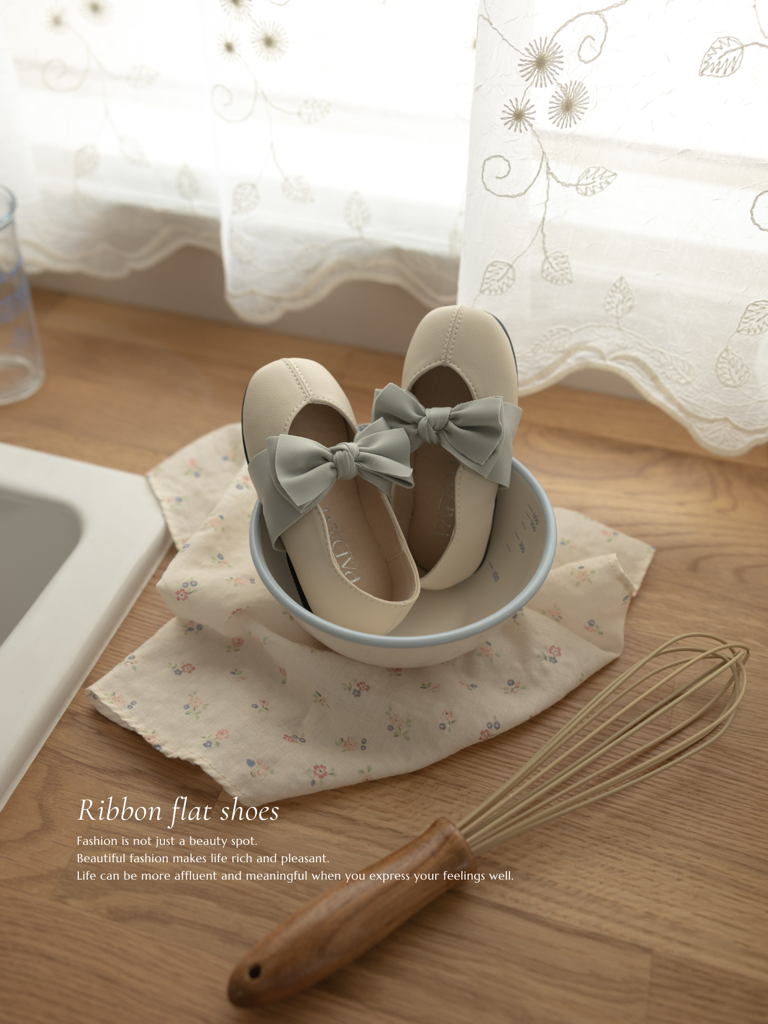 Ribbon flat shoes - Frozen yogurt -