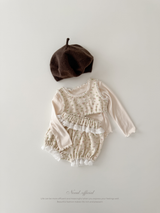 Soft mellow neck tee
