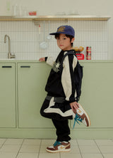 [whitesketchbook] Side line jogger pants
