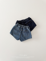 Heart pocket short pants