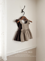 Check apron one-piece