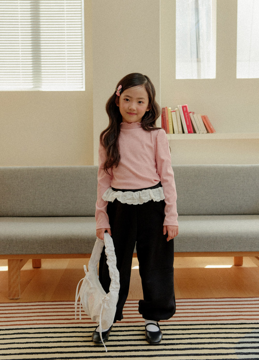 [whitesketchbook] Rozy frill jogger pants
