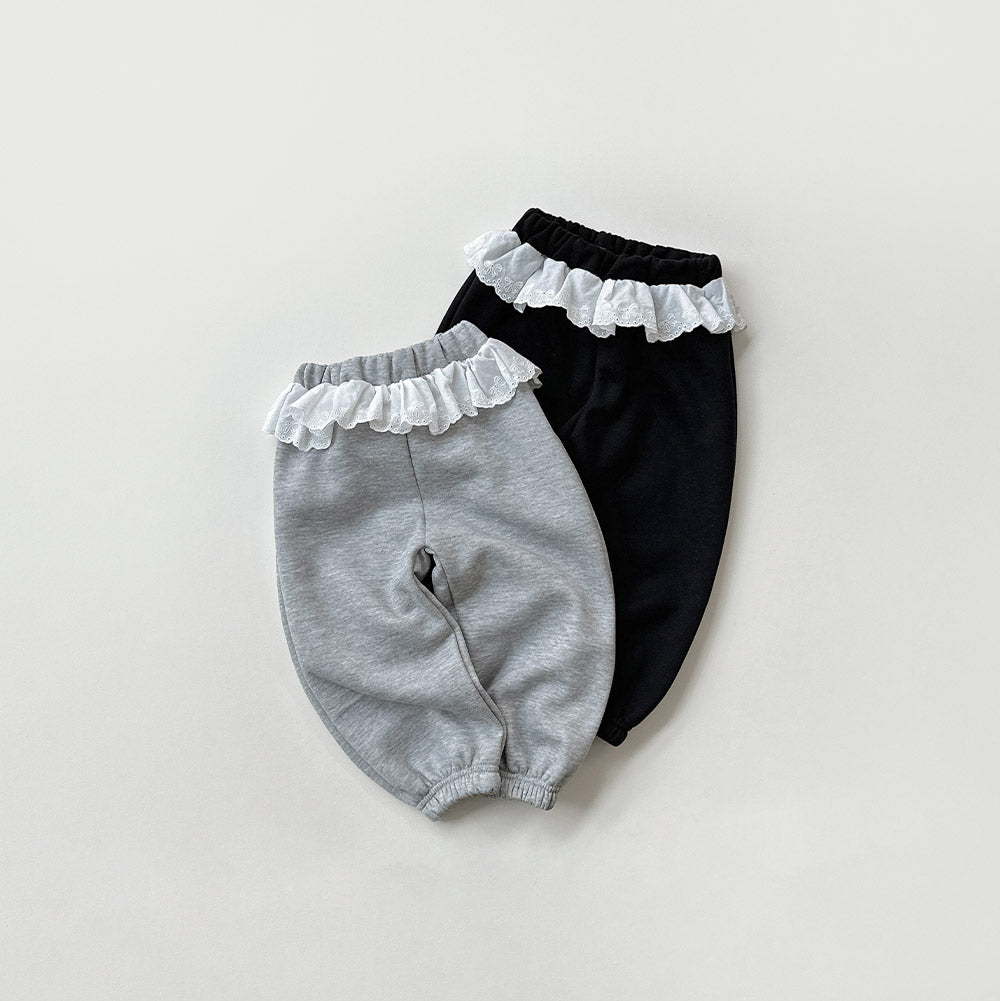 [whitesketchbook] Rozy frill jogger pants