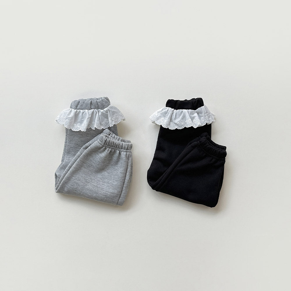 [whitesketchbook] Rozy frill jogger pants