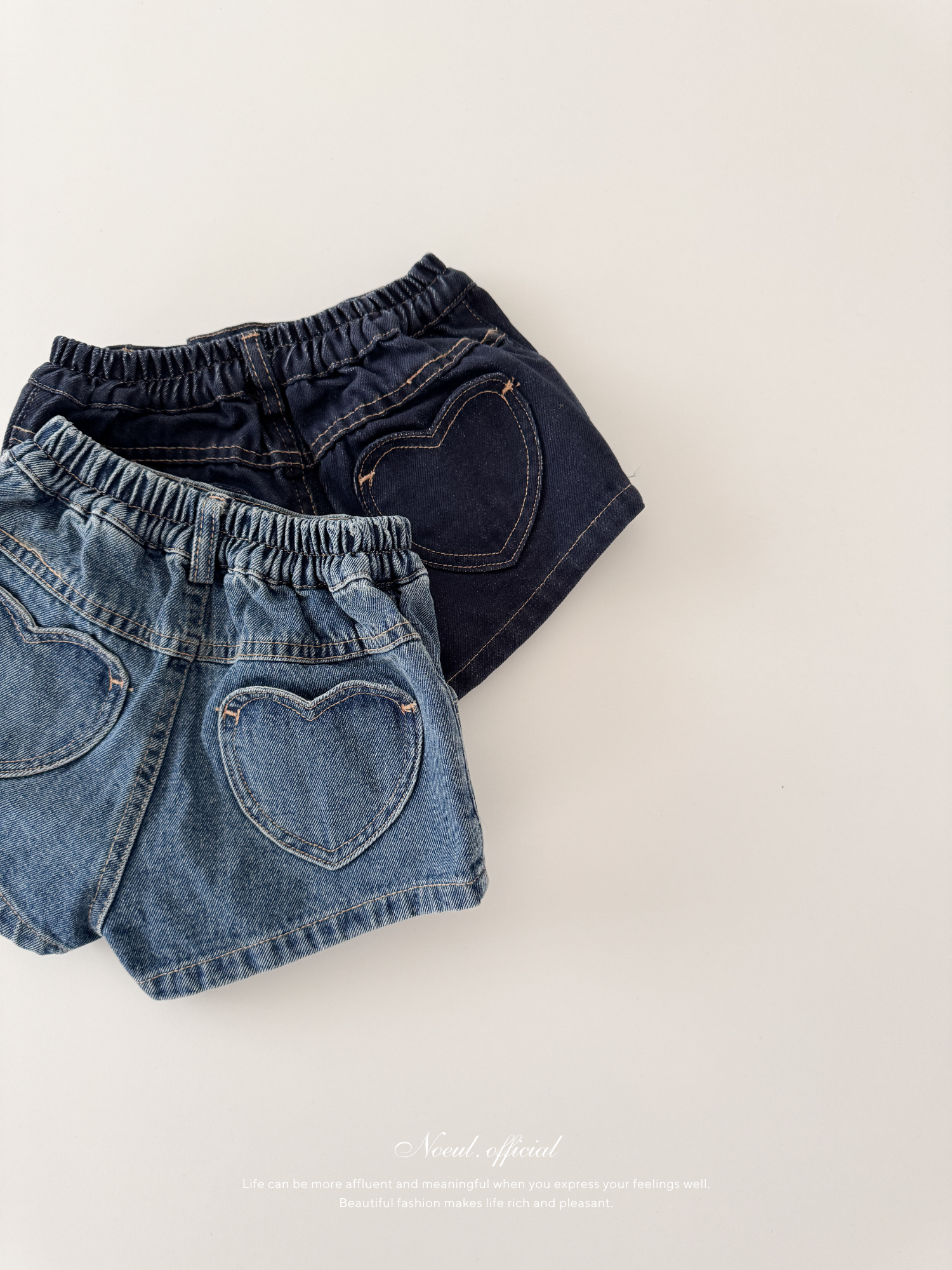 Heart pocket short pants