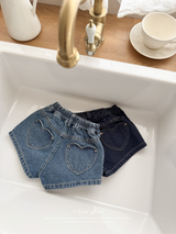 Heart pocket short pants