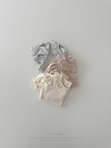 Gracie dot puff tops